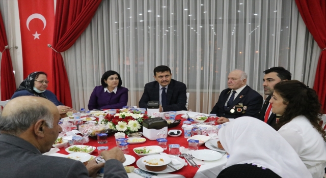 Burdur’da şehit yakınları ve gaziler iftarda buluştu