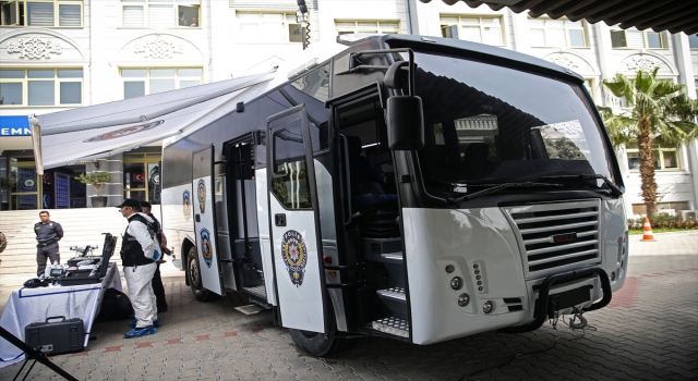 Mobil kriminal polis laboratuvarı ”Kıraç”, Mersin polisine teslim edildi