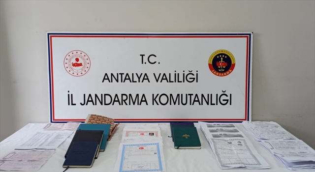 Antalya’da tefecilik ve yağma operasyonunda 5 zanlı yakalandı