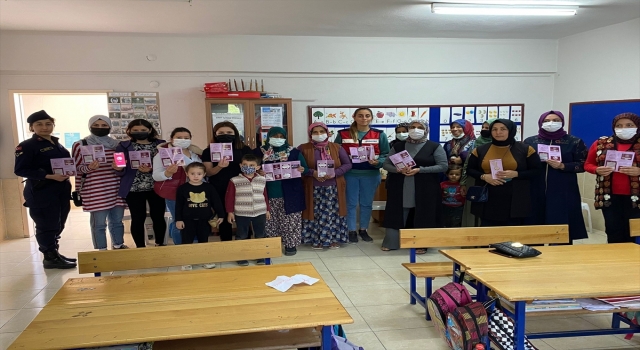 Finike’de velilere KADES uygulaması tanıtıldı