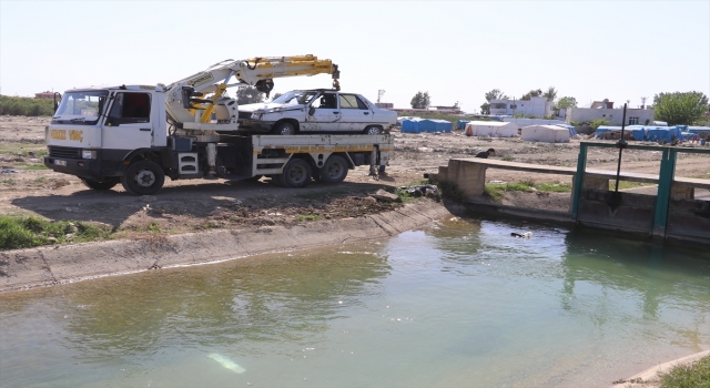 Adana’da sulama kanalına düşen otomobildeki 2 kız kardeş yaşamını yitirdi
