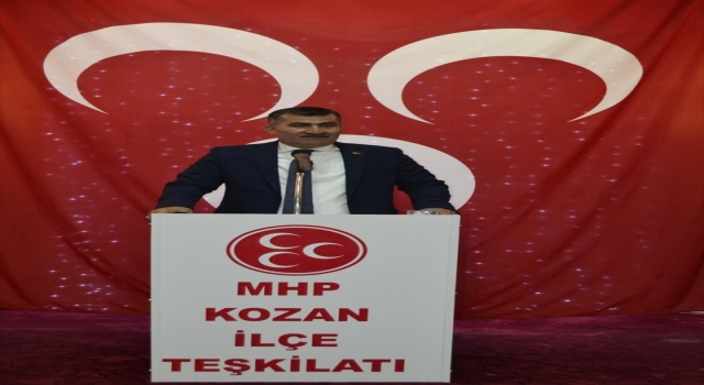 Kozan’da belediyenin yeni hizmet binası projesine tepki