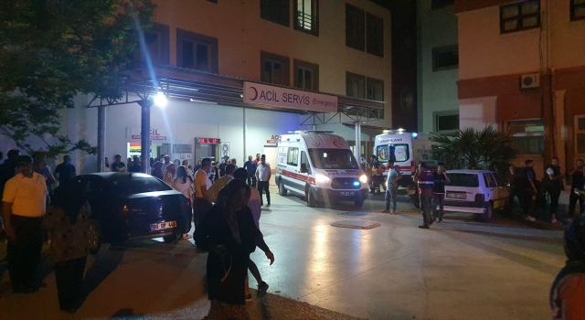 Osmaniye’de eşini öldürüp oğlunu ağır yaraladığı iddia edilen şüpheli kaçtı