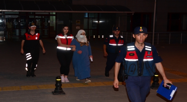 Antalya’da annesi tarafından bıçaklandığı iddia edilen çocuk öldü