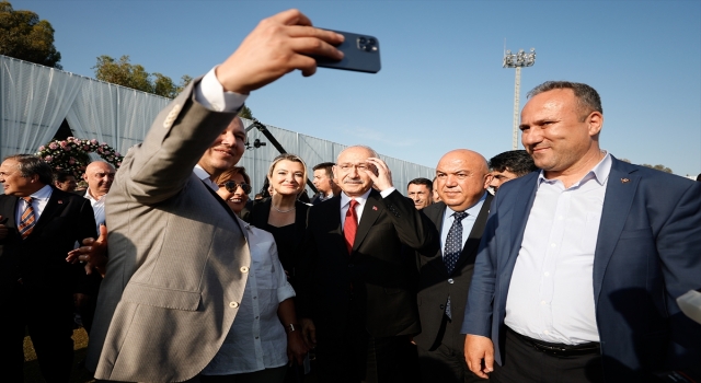 CHP Genel Başkanı Kılıçdaroğlu, Antalya’da nikah şahitliği yaptı