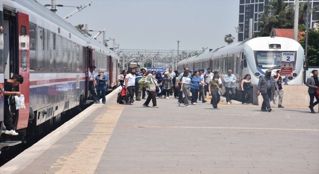 TCDD’nin bölgesel trenleri ulaşıma nefes oldu