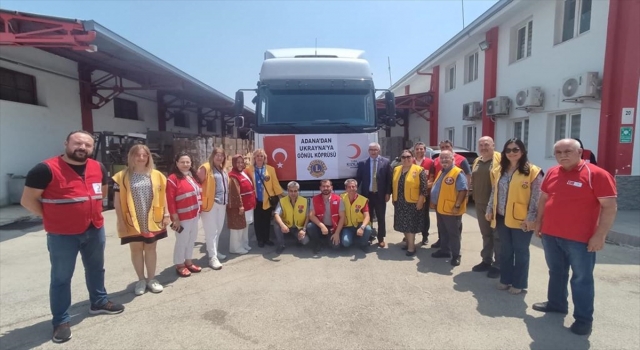 Adana’dan Ukrayna’ya insani yardım malzemesi gönderildi