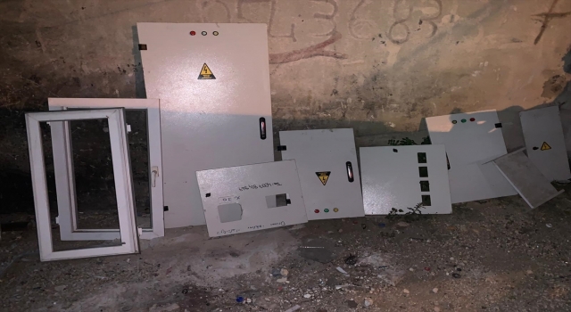 Hatay’da trafo kapağı ve pencere çaldığı iddia edilen şüpheli yakalandı