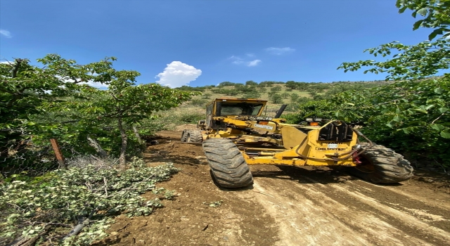 Pozantı’da yağışlarla bozulan yollar düzenlendi