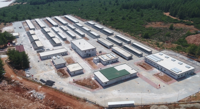 Antalya’da sokak hayvanları için 42 bin metrekarelik rehabilitasyon merkezi