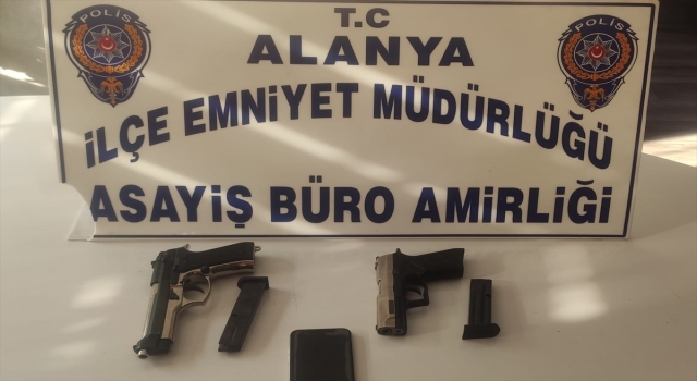 Alanya’da bir kişiyi darbeden 5 şüpheliden 2’si tutuklandı