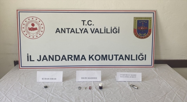 Kaş’ta uyuşturucu operasyonunda 2 şüpheli yakalandı