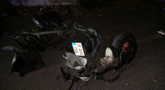 Hatay’da otomobil ile motosikletin çarpıştığı kazada 2 kişi yaralandı