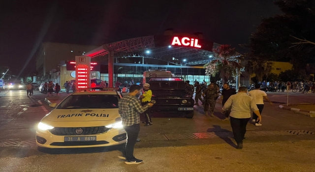 Hatay’da otomobile düzenlenen silahlı saldırıda 1 kişi öldü, 8 kişi yaralandı