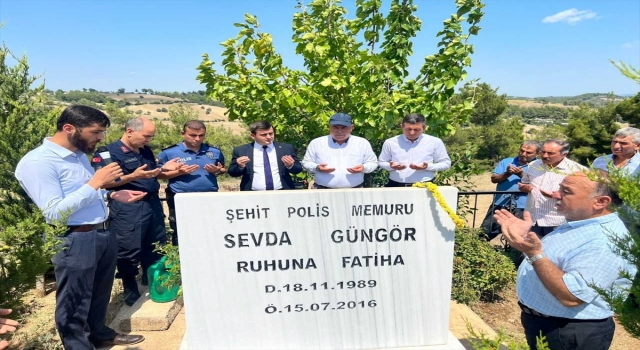 Adana’da 15 Temmuz şehidi Sevda Güngör, kabri başında anıldı