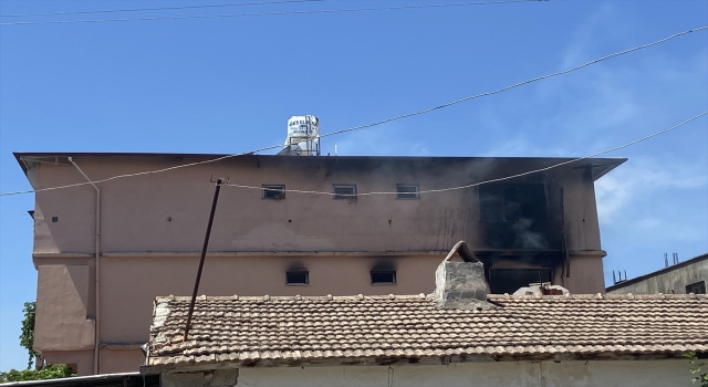 Hatay’da yangın çıkan ev kullanılamaz hale geldi