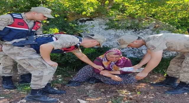 Hatay’da kaybolan işitme engelli kadın jandarma ekiplerince bulundu