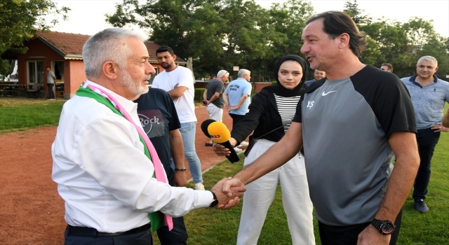 Başkan Başdeğirmen, Isparta 32 Sporu ziyaret etti