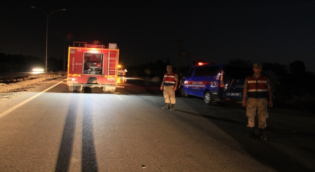 Hatay’da devrilen otomobildeki 6 kişi yaralandı