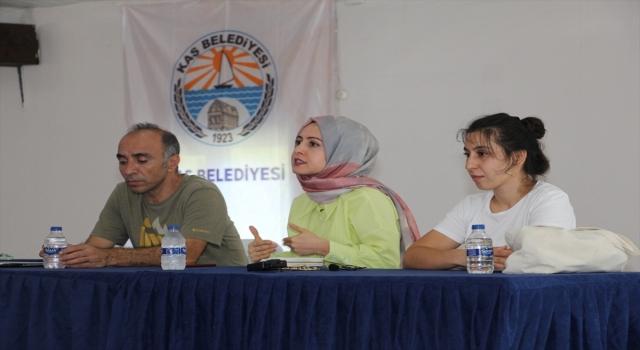 Kaş’ta seracılık alanında kurs düzenlendi