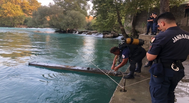 Antalya’da yüzmek için ırmağa giren üniversite öğrencisi boğuldu