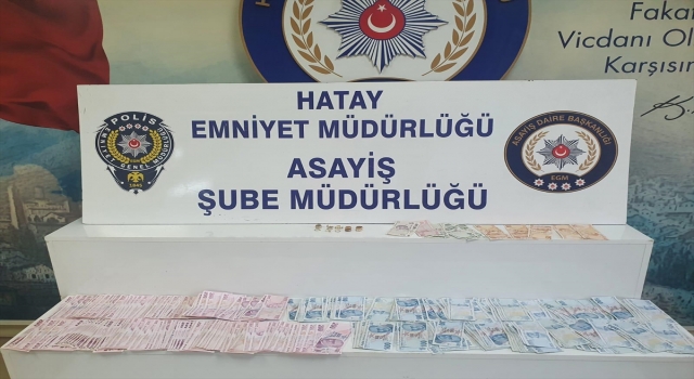 Hatay’da kuyumculara düşük ayarlı altın satan 3 zanlı gözaltına alındı