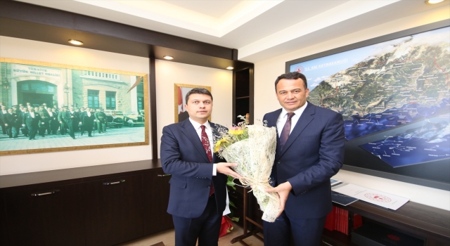 Kaş Belediye Başkanı Ulutaş’tan, Kaymakam Öztürk’e ziyaret