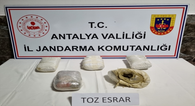 Antalya’da 5 kilogram uyuşturucu madde ele geçirildi