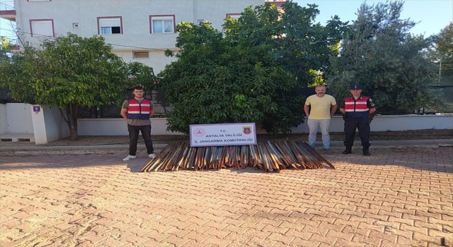 Antalya’da 13 farklı hırsızlık olayına karışan şüpheli yakalandı