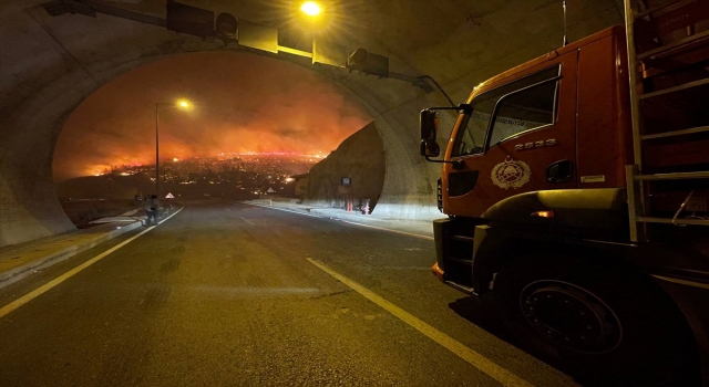 Mersin’deki orman yangınına müdahale ediliyor