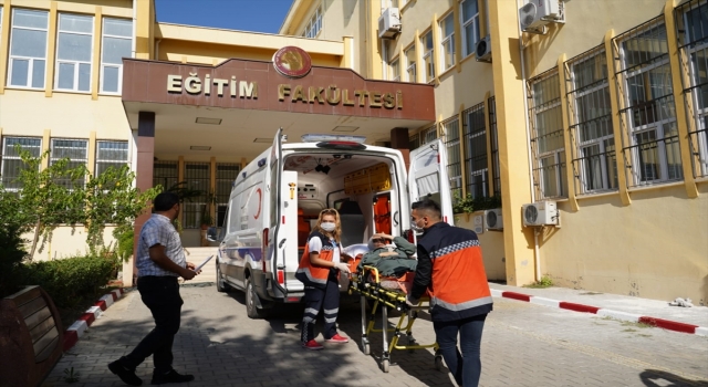Hatay’da ameliyatlı KPSS adayı sınava hasta nakil aracıyla götürüldü