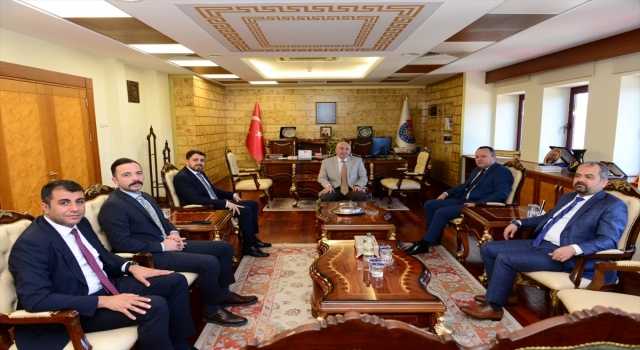 Kahramanmaraş’ta kurum müdürlerinden KSÜ Rektörü Prof. Dr. Yasım’a hayırlı olsun ziyareti