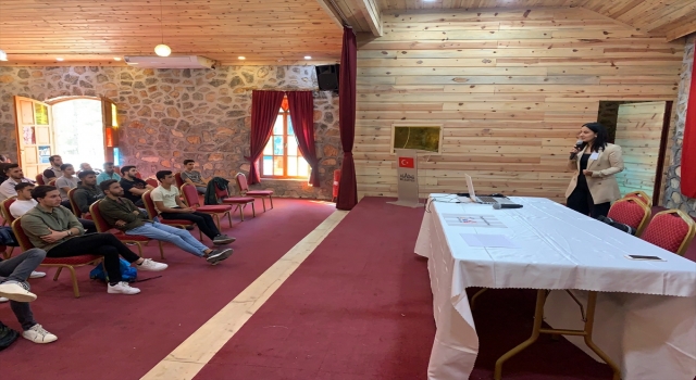 Aladağ’da öğrencilere kanser farkındalığı anlatıldı