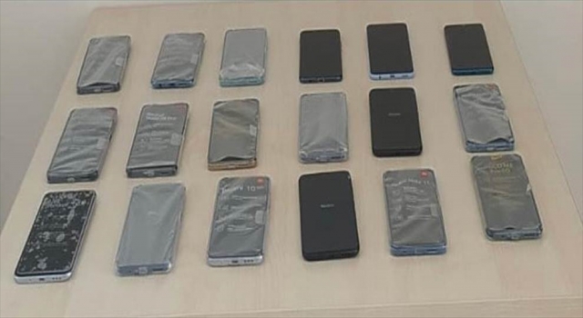Gaziantep’te 18 kaçak cep telefonu ele geçirildi