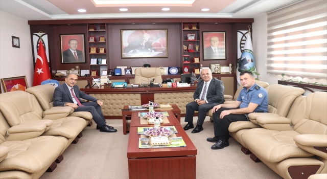 İl Emniyet Müdürü İnci’den, Feke Belediye Başkanı Sel’e ziyaret