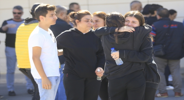 Antalya’da otomobilin çarptığı skuterdeki 2 genç öldü