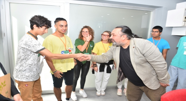 Adana’da yabancı öğrenciler sanatsal ve akademik etkinliklerde buluştu