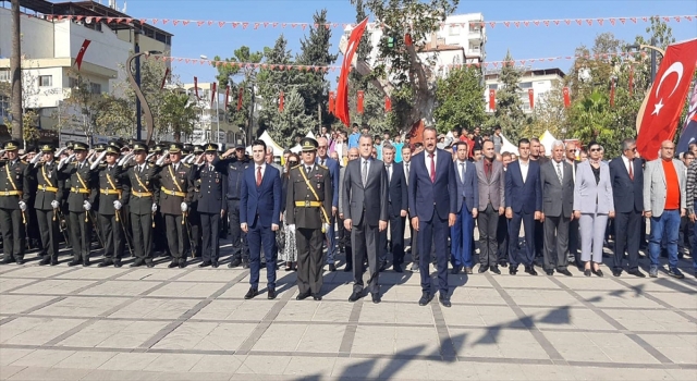 Gaziantep’in ilçelerinde 29 Ekim Cumhuriyet Bayramı kutlanıyor
