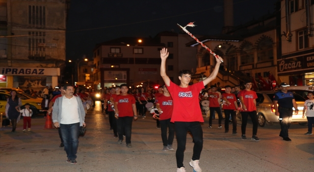 Hatay ve Mersin’de fener alayı düzenlendi
