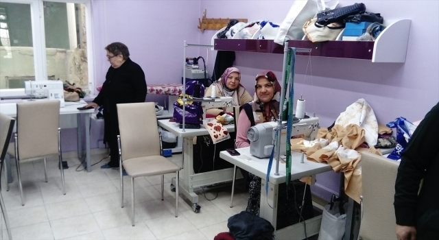 Adana’da atıklar kadınların elinde ekonomiye kazandırılıyor