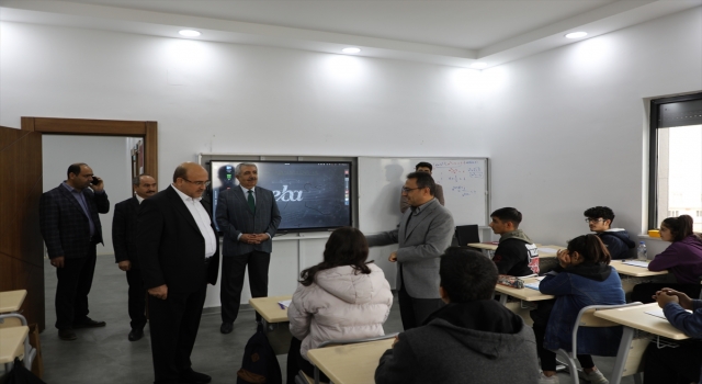 Öğrencilerin akıllı tahta talebi gerçekleştirildi