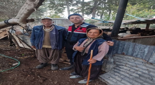 Adana’da vatandaşın kaybolan küçükbaş hayvanlarını jandarma buldu