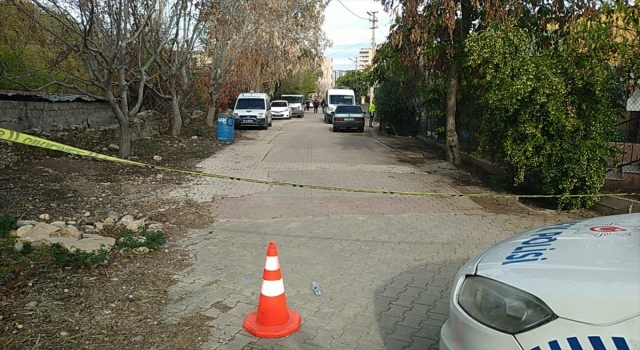 Adana’da ağabeyinin evinde silahlı saldırıya uğrayan kişi öldü