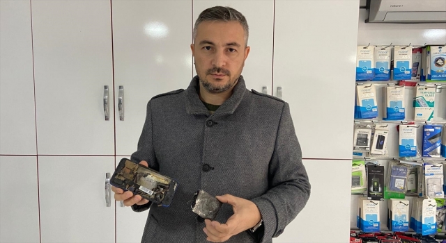 Kahramanmaraş’ta cep telefonu bataryasının patlaması güvenlik kamerasında