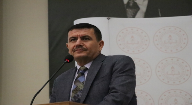 Burdur’da 24 Kasım Öğretmenler Günü kutlandı