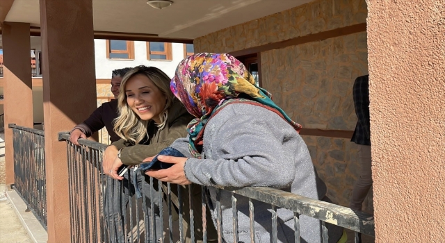 Milletvekili Çokal, evleri teslim edilen yangınzedeleri ziyaret etti