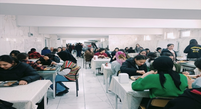 Isparta’da 8 binden fazla öğrenciye yemek desteği