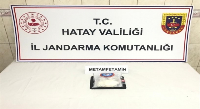 Hatay’da uyuşturucu ticareti yaparken yakalanan 2 zanlı tutuklandı