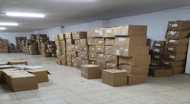Adana’da 5 bin 203 çift taklit ayakkabı ele geçirildi