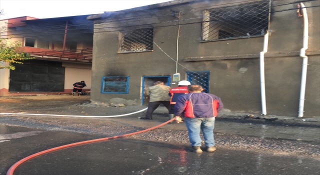 Mersin’de bir evde çıkan yangın söndürüldü